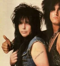 Mick Mars 