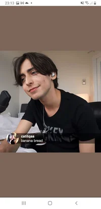 Aidan gallagher 
