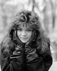 Valerie Bertinelli 