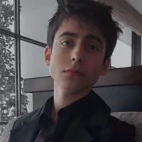 Aidan Gallagher 