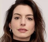 Anne Hathaway 