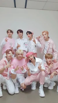 Stray Kids x Ateez 