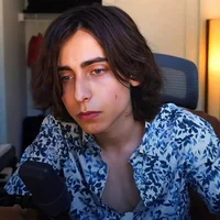 Aidan Gallagher 