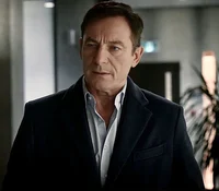 Jason Isaacs 