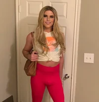 Hot trans mom
