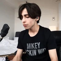 Aidan Gallagher 