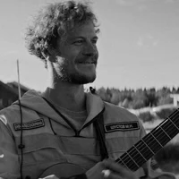 Макс Шустов