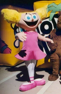 Dee Dee mascot