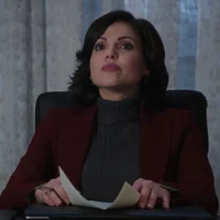 01 - Regina Mills