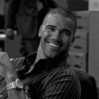 01 - DEREK MORGAN