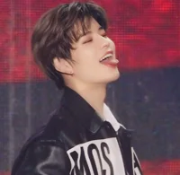 32 Kim Seungmin