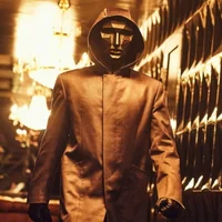 Frontman hwang in ho