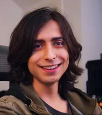 Aidan gallagher 