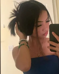 - Victoria -