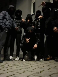 Парни в чёрном