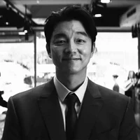 Gong Yoo - salesman