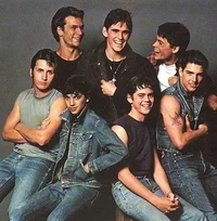 02 THE OUTSIDERS