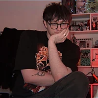 Влад Лифарь 