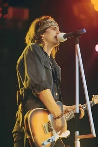 Izzy Stradlin 