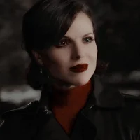 01 - Regina Mills