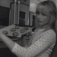 02 Sabrina Carpenter