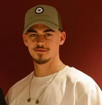 Hero Fiennes Tiffin