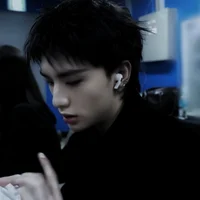 Hwang Hyunjin