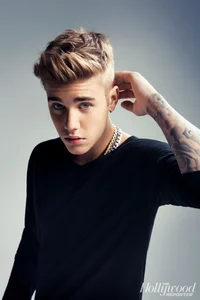 JUSTIN BIEBER