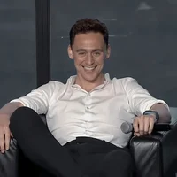 Tom Hiddleston 