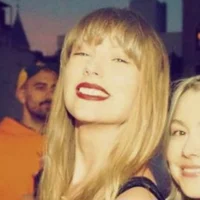 Taylor Alison Swif 