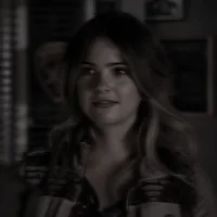 21 - MALIA HALE
