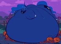 Fat princess luna