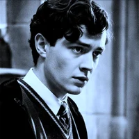 06 Tom Riddle