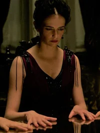 15 - Vanessa Ives