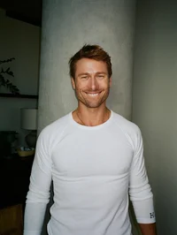 Glen Powell