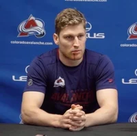 NATHAN MACKINNON