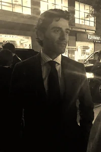 07 OSCAR ISAAC