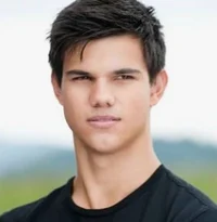 Taylor Lautner