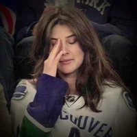 34 ROBIN SCHERBATSKY