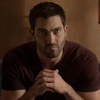 Derek Hale 08