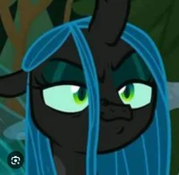 Queen Chrysalis 