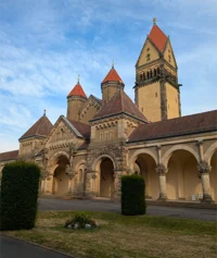 The Léandre Legacy