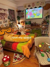 Agustus Van Der Luxe