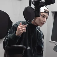 8 Jeongin