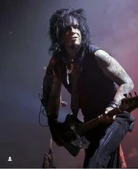 Nikki sixx 