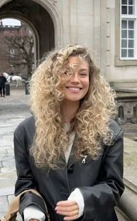 Vivian Anderson