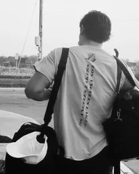 01 - JOHNNY KAVANAGH