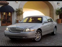 Lincoln Town Car 