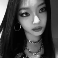 01 Jeung Yoonchae