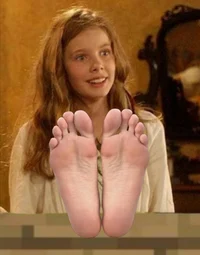 Wendy Darling feet